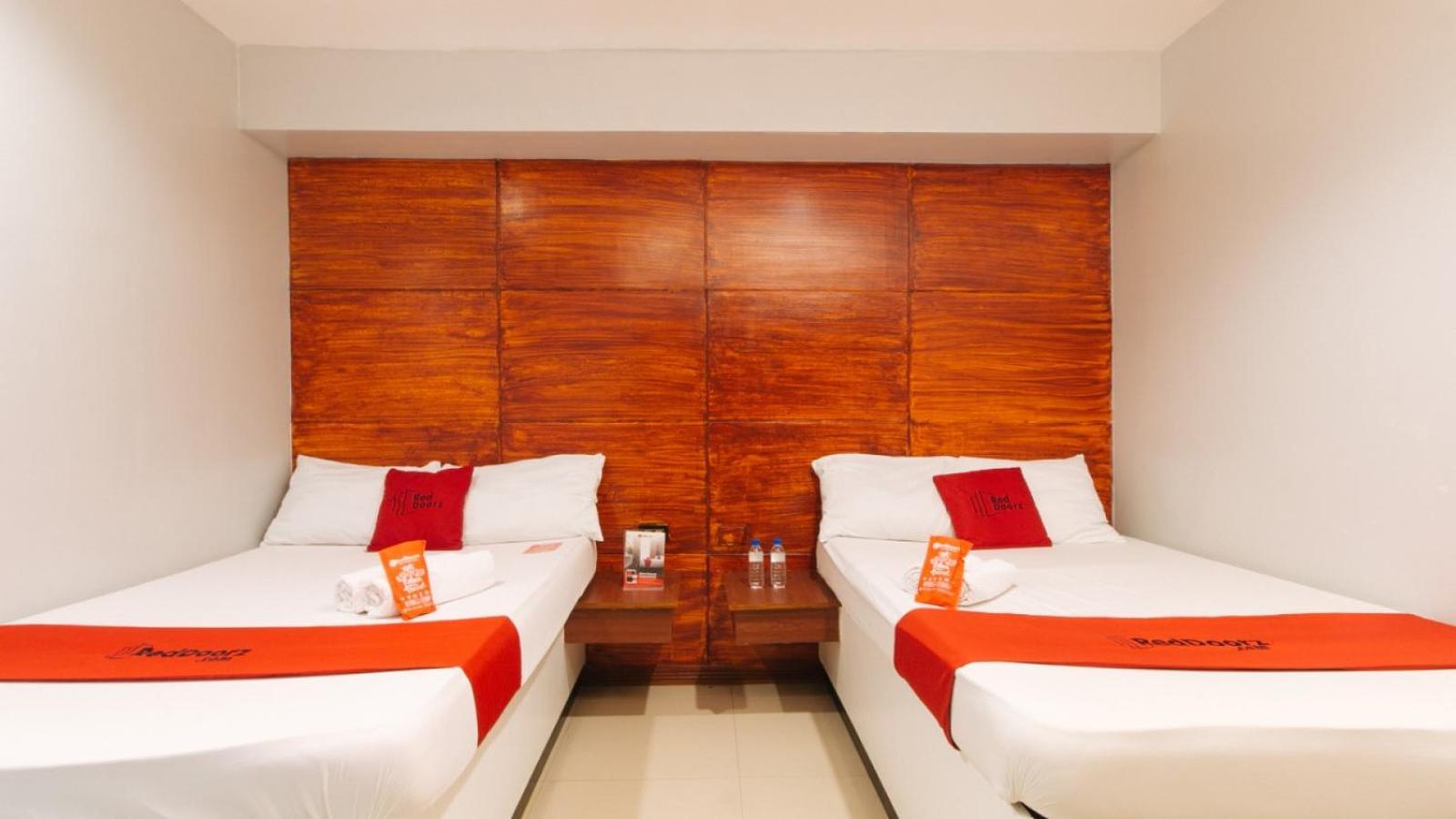 Reddoorz Plus @ Costa Roca Balamban Cebu ห้อง รูปภาพ