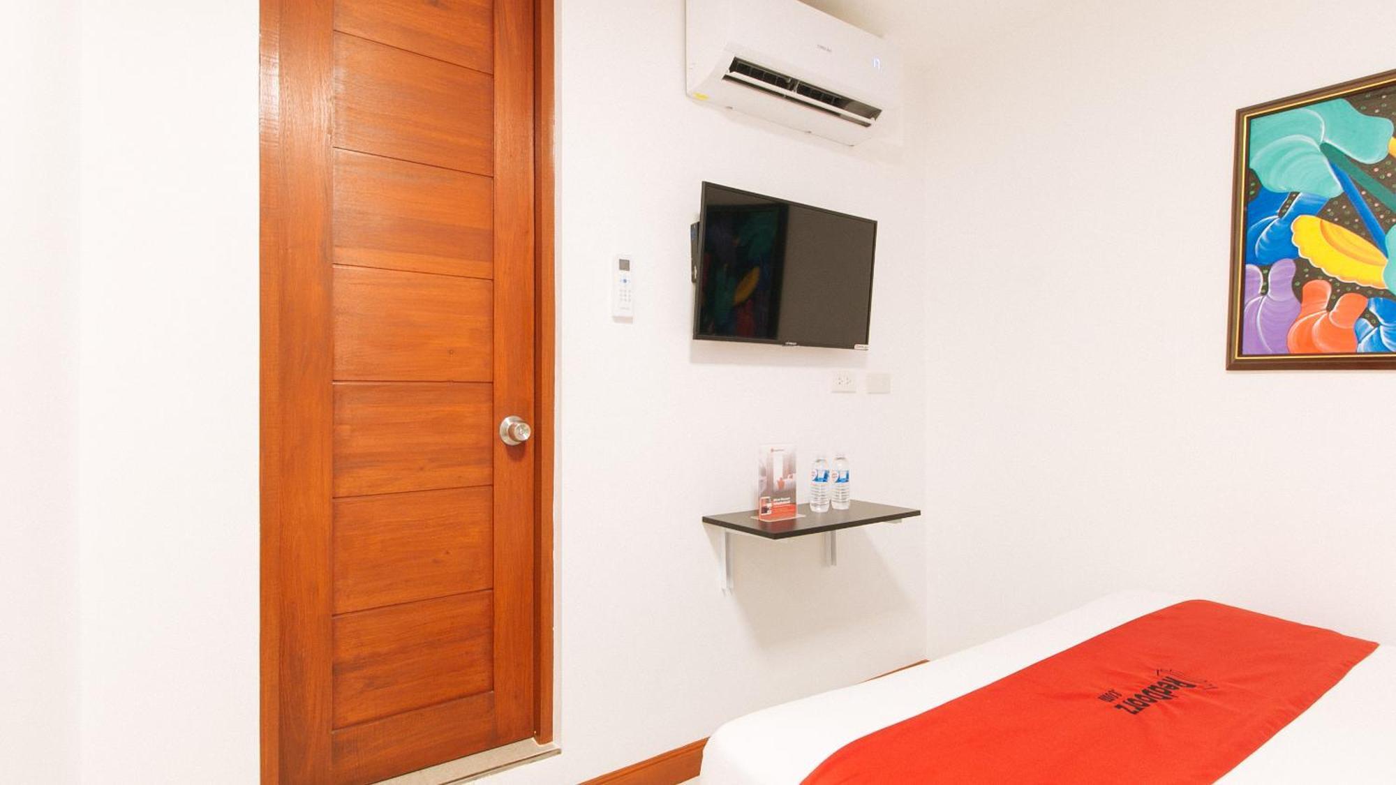 Reddoorz Plus @ Costa Roca Balamban Cebu ห้อง รูปภาพ