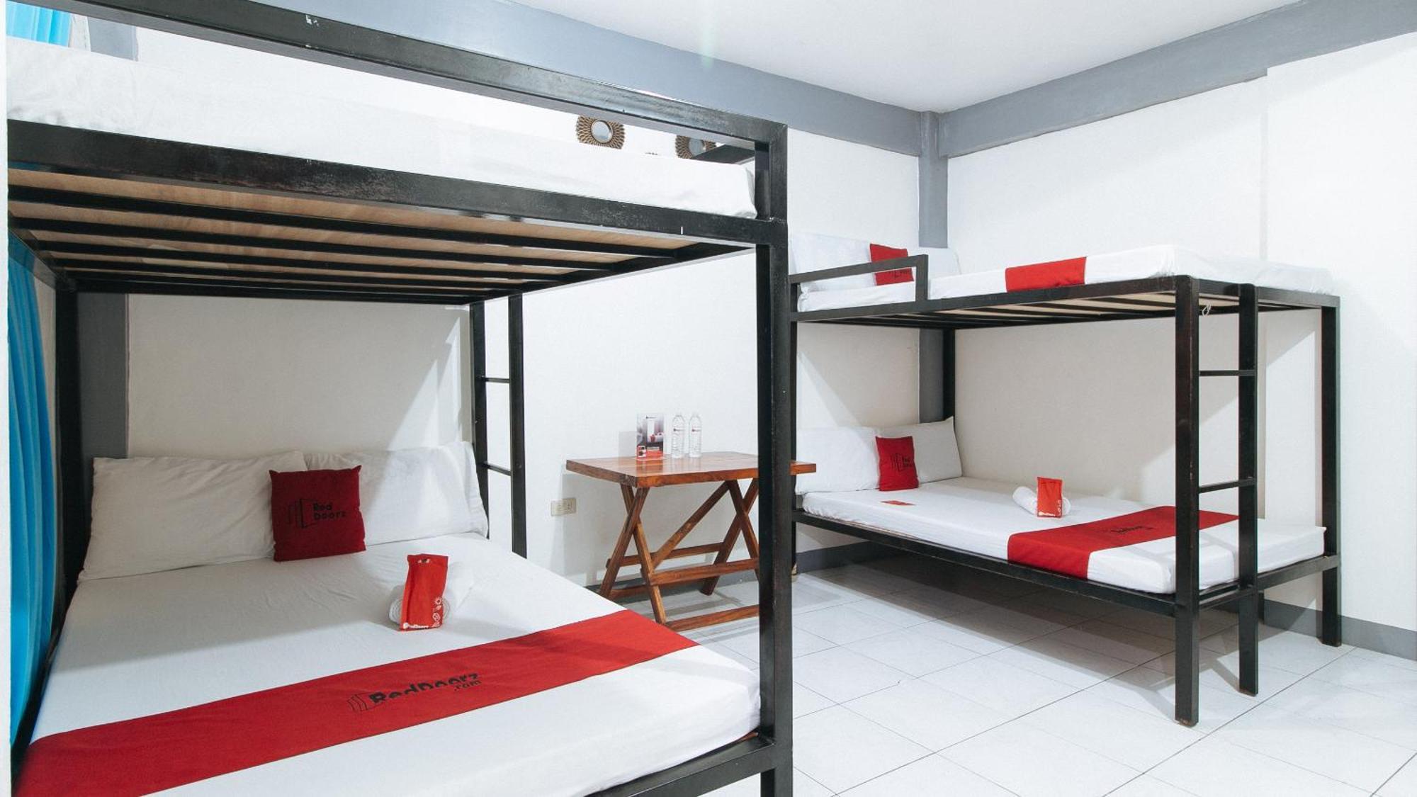 Reddoorz Plus @ Costa Roca Balamban Cebu ห้อง รูปภาพ
